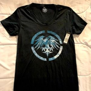 BNWT ***Never Summer T-shirt